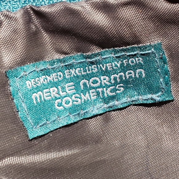Merle Norman Cosmetic Case - Picture 7 of 7